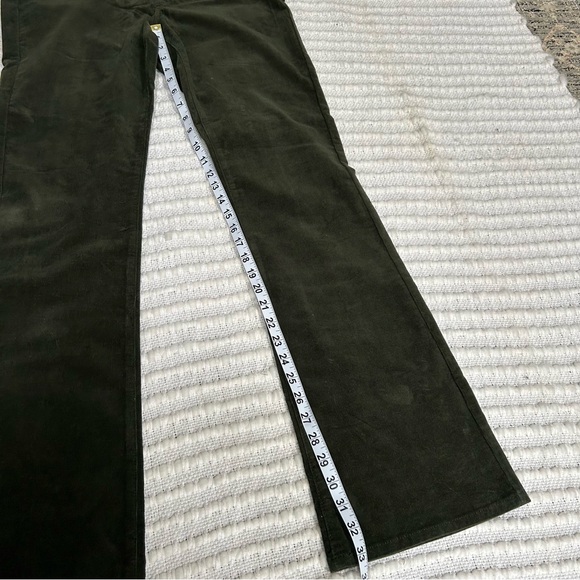 KUT From the Kloth Karen baby bootcut size 10 dark green soft corduroy pant. - Picture 5 of 8
